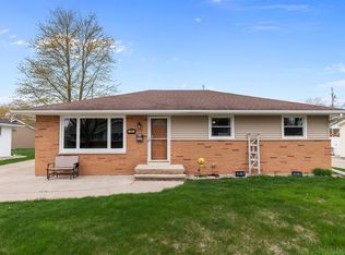 707 S Joseph St, Appleton, WI 54915