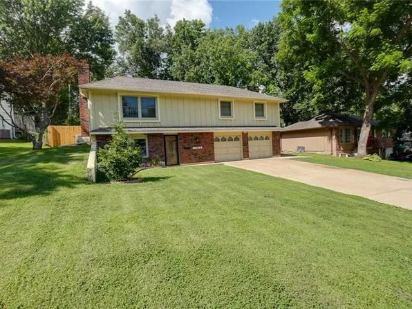 17226 E 40th Ter S, Independence, MO 64055
