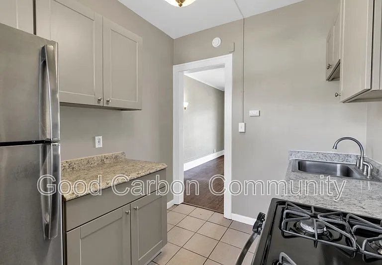 2098 Delaware Ave #3 — Photo 4