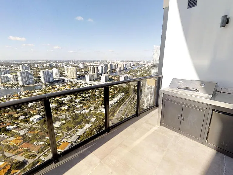 18555 Collins Ave #4804 — Photo 26