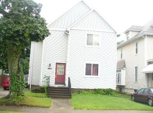 222 S Oakland Ave, Sharon, PA 16146