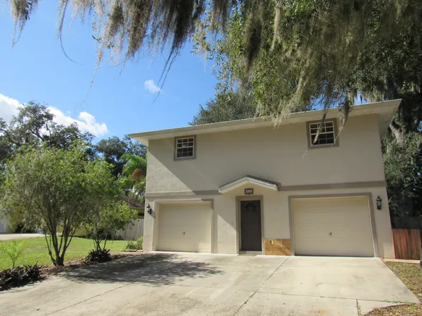 828 S Duss St, New Smyrna Beach, FL 32168