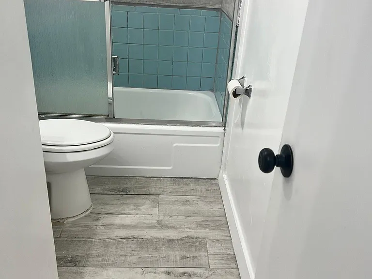 624 Park Ln — Photo 7