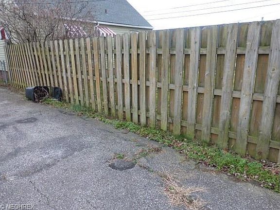 4th image of 4708 W 148th St