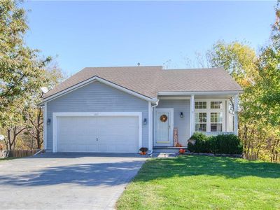 1805 S 136th St, Bonner Springs, KS, 66012