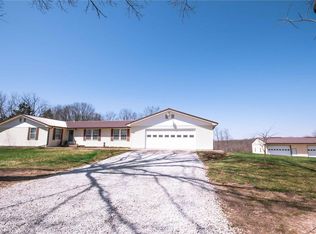 19728 Township Line Rd, Warrenton, MO 63383