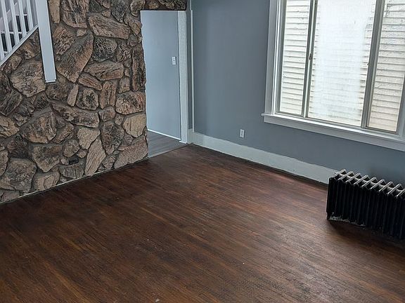2nd image of 4250 Harrison St