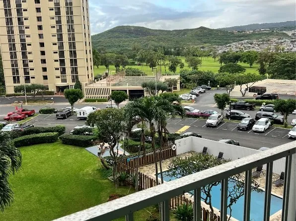 1128 Ala Napunani St APT 505, Honolulu, HI 96818