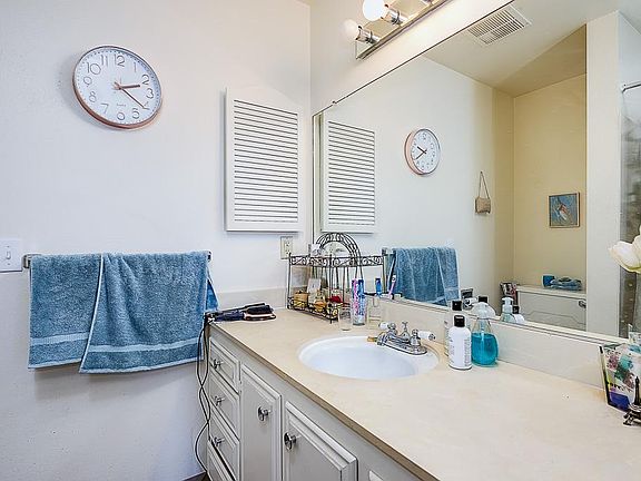 5th image of 11520 Greenwood Ave N APT 306