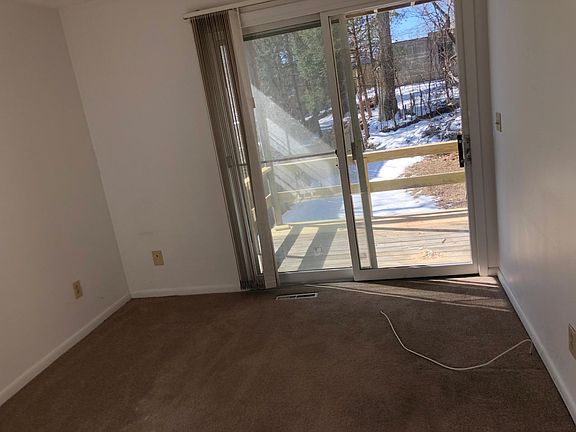 5th image of 30 Belvidere Ave #1