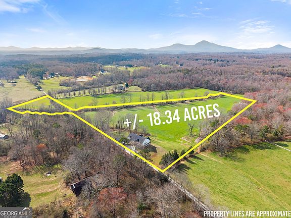 3rd image of 201 Fred Pitts Rd