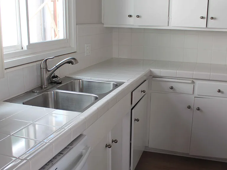 Kitchen, showing dishwasher.