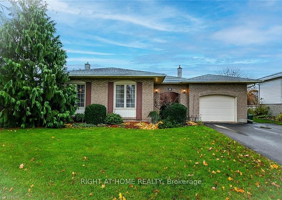 1st image of 43 Glenayr Pl