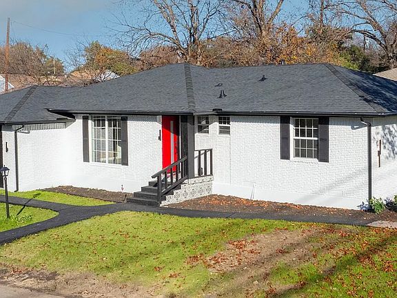 3rd image of 3423 W Clarendon Dr