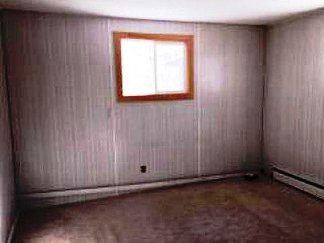 1st image of 4876 Woodridge Dr