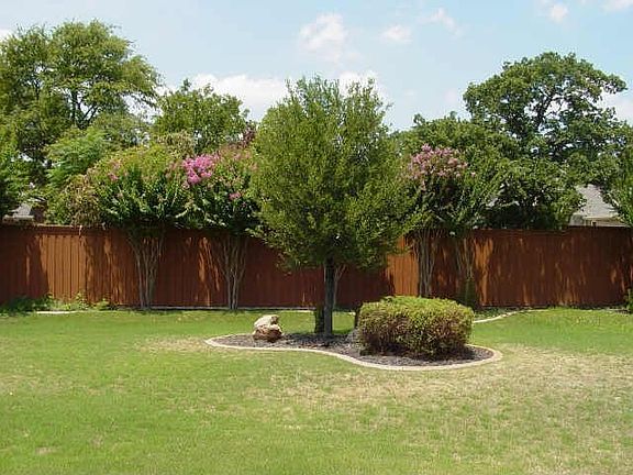 2nd image of 620 Trailhead Dr