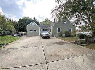 2979 Stevens St, Oceanside, NY 11572