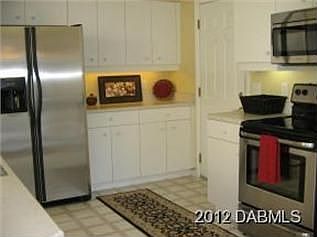 3rd image of 26 Queen Ann Ct