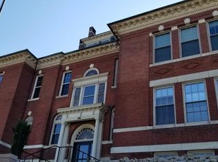 926 Southbridge St APT 18, Worcester, MA 01610