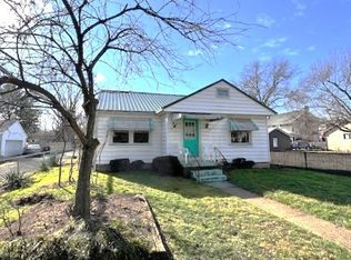 1320 Race St, Dover, OH
