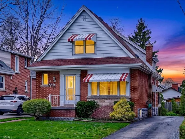95 Empress Ave, Hamilton, ON L9A 1M5