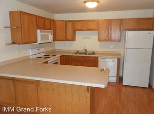 2050 Library Cir APT 2, Grand Forks, ND 58201
