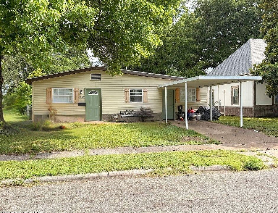 1st image of 1409 W 9th St
