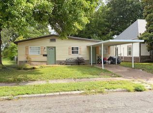1409 W 9th St, Joplin, MO 64801