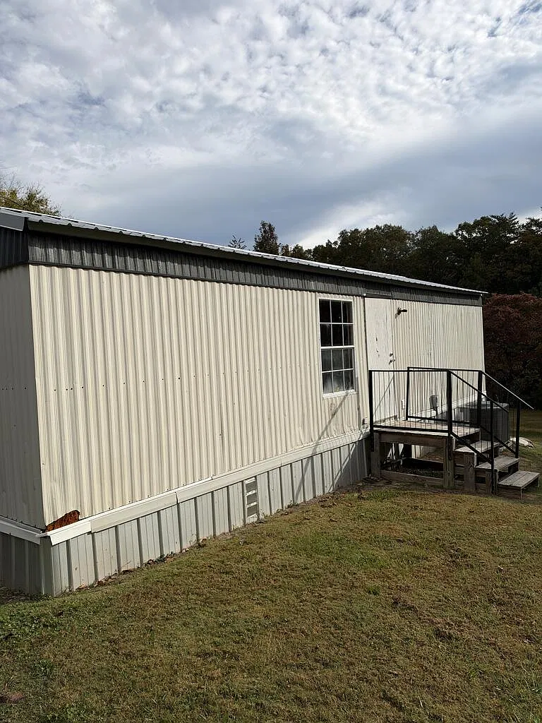 1 bed, 640 sqft, $800 — Photo 3