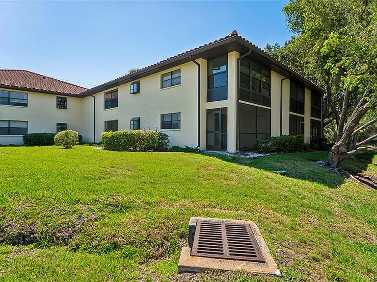 305 Hammock Pine Blvd #305 — Photo 32