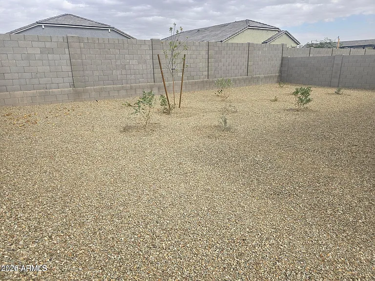 24050 W Flores Dr — Photo 23