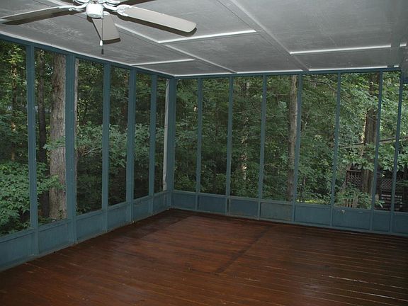 Screened-in Back Porch