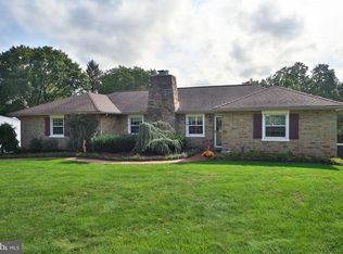 223 W Afton Ave, Yardley, PA 19067