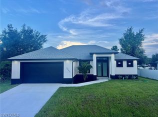 2903 13th St SW, Lehigh Acres, FL 33976