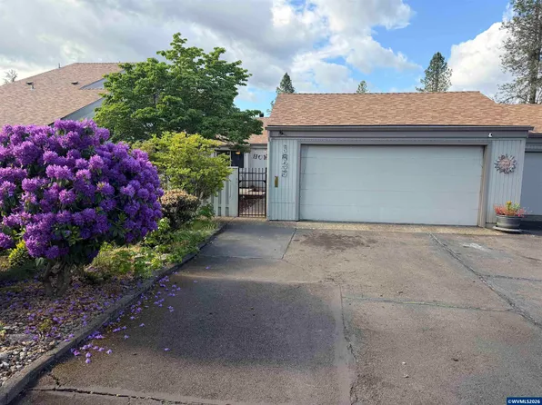 1839 Lexington Cir SE, Salem, OR 97306