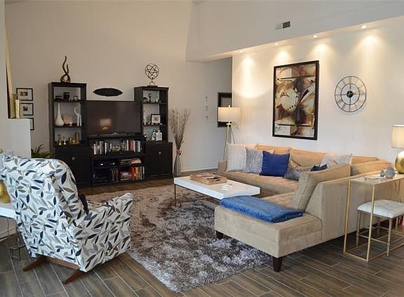 4th image of 300 San Gabriel Village Blvd APT 421