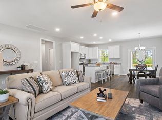 99 S Nolan Park Dr, Selma, NC 27576