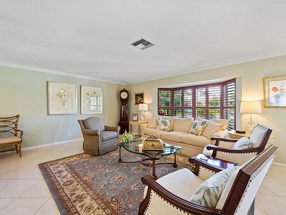 5th image of 4695 Sabal Palm Dr