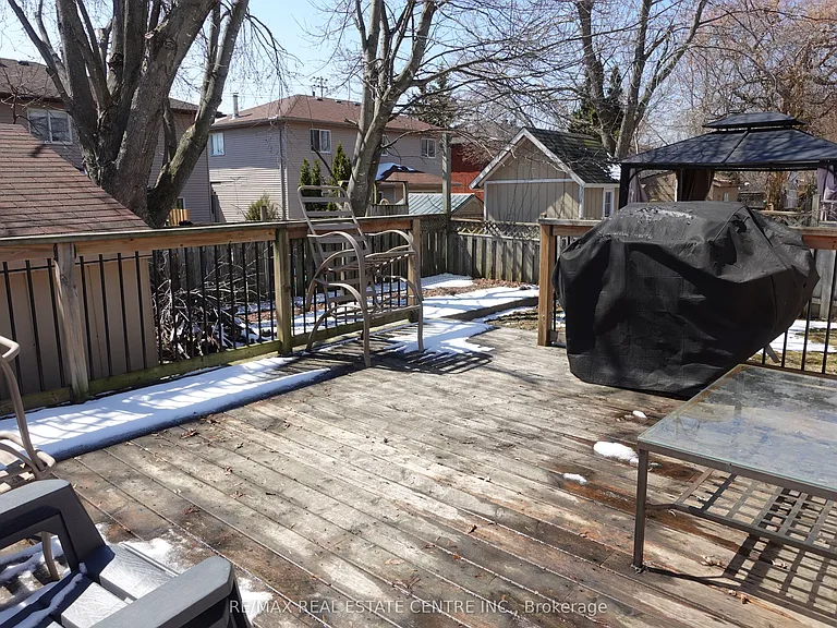 21 Maitland Dr — Photo 40
