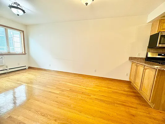 Rented by Mega Homes Realty INC | media 11