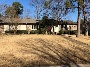 7 Crownpoint Rd, Little Rock, AR 72227