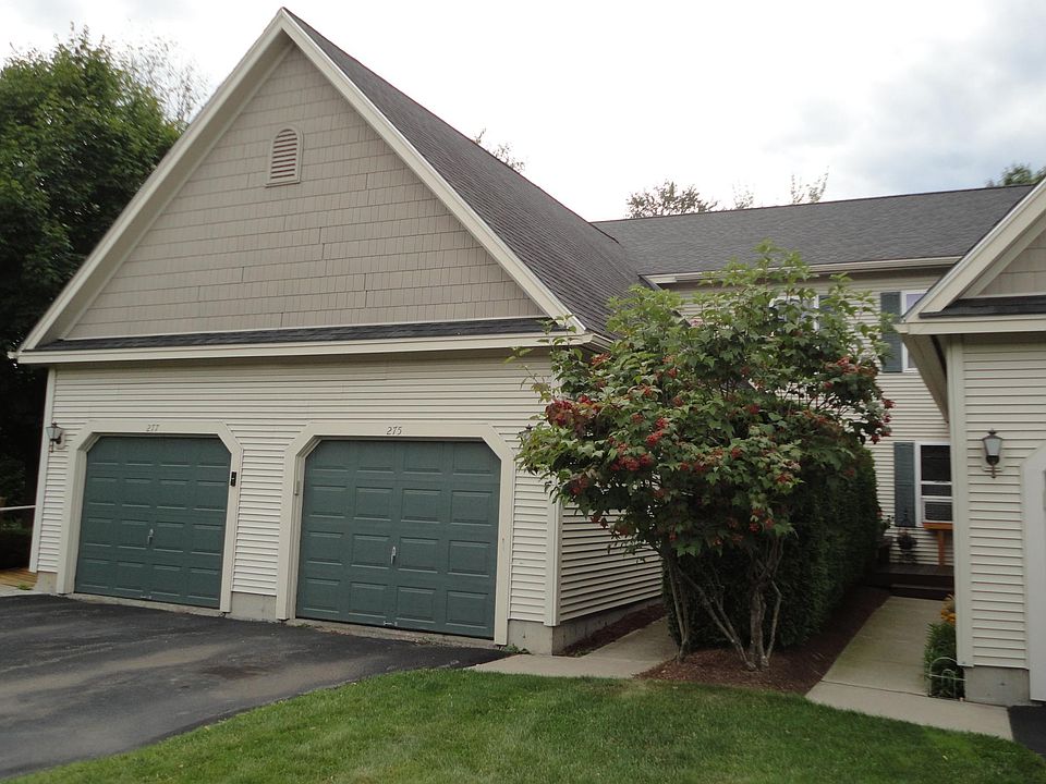 Attached garage with awesome driveway parking