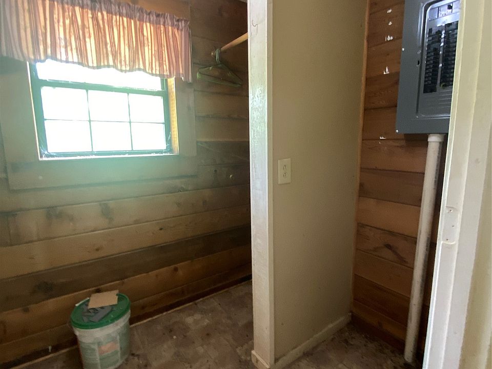 25th image of 140 Bellview Rd