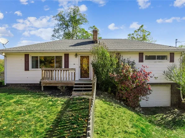 306 Highland Ridge Rd, Claysville, PA 15323