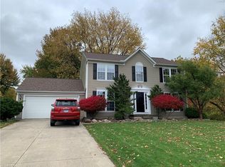 4402 Wheaton Dr, Sheffield Village, OH 44054