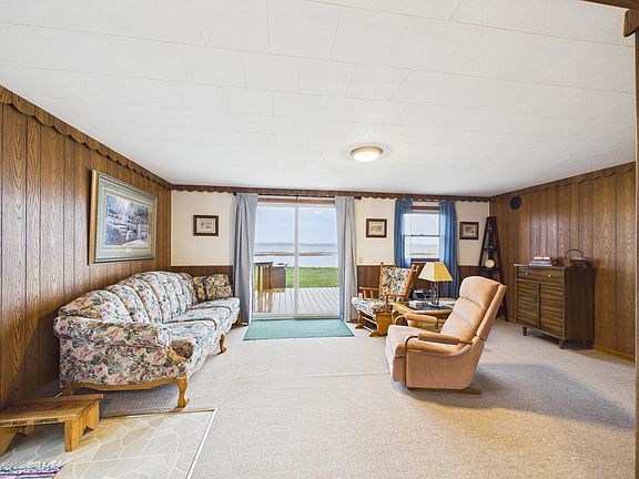 4th image of 27113 Bass Beach Rd