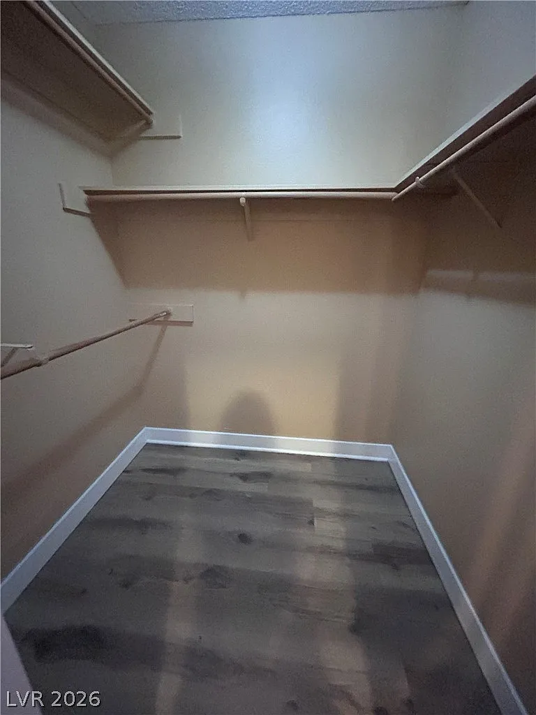1 bed, 1904 sqft, $1,350 — Photo 4