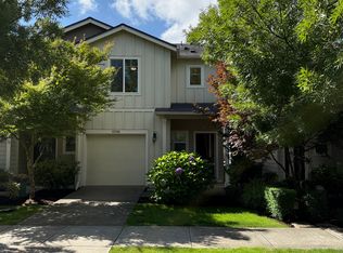 12164 SW Versailles Rd, Portland, OR 97224