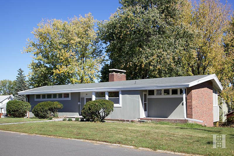 1st image of 29 Becraft Ave