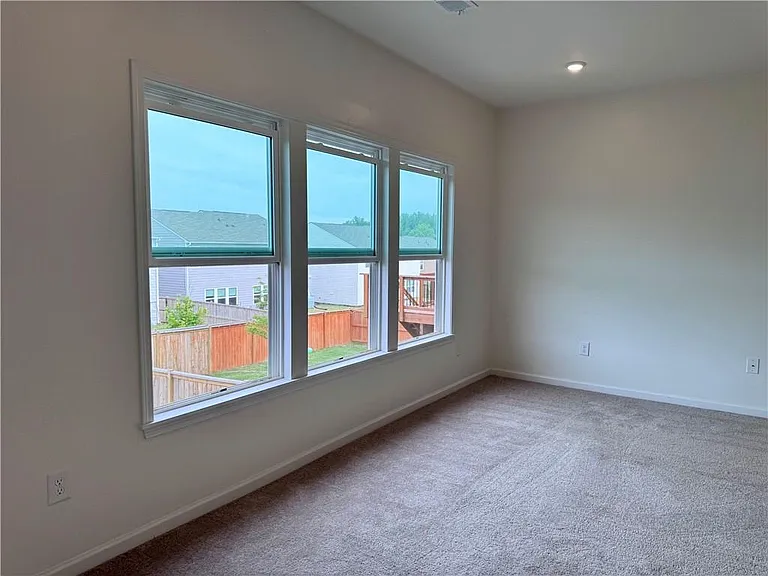 241 Port Way — Photo 9
